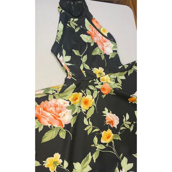 B. Darlin Junior Women’s Floral Halter Neck Dress Trim Fit & Flare , Size 3/4 - Picture 1 of 6